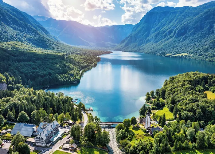 Hotel Jezero